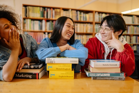 Social_Library